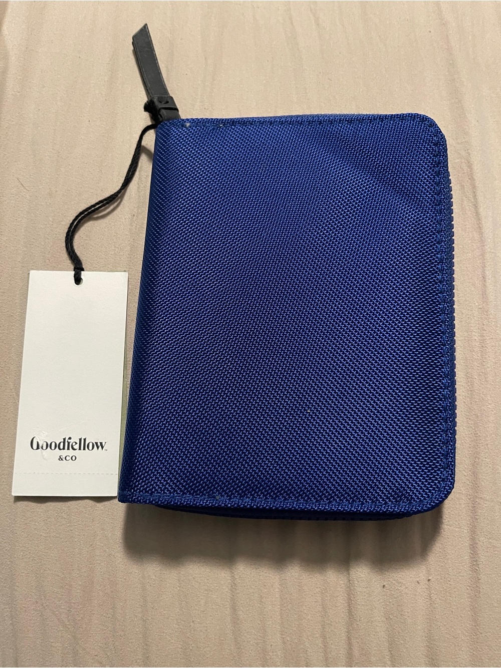 Goodfellow & Co Men's Blue Zip Wallet Travel Organizer